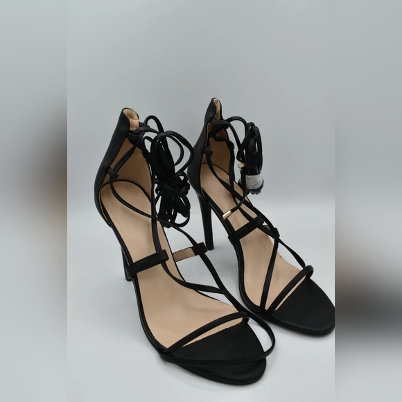 Elegant Black Strappy Heels - Picture 2 of 4